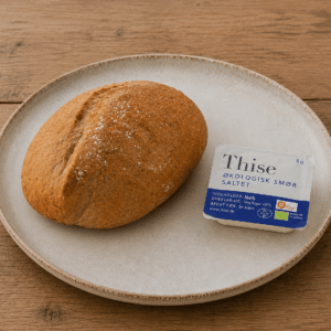 Surdejsbolle med smør